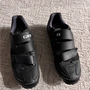 Giro Black Athletic Cycling Shoes